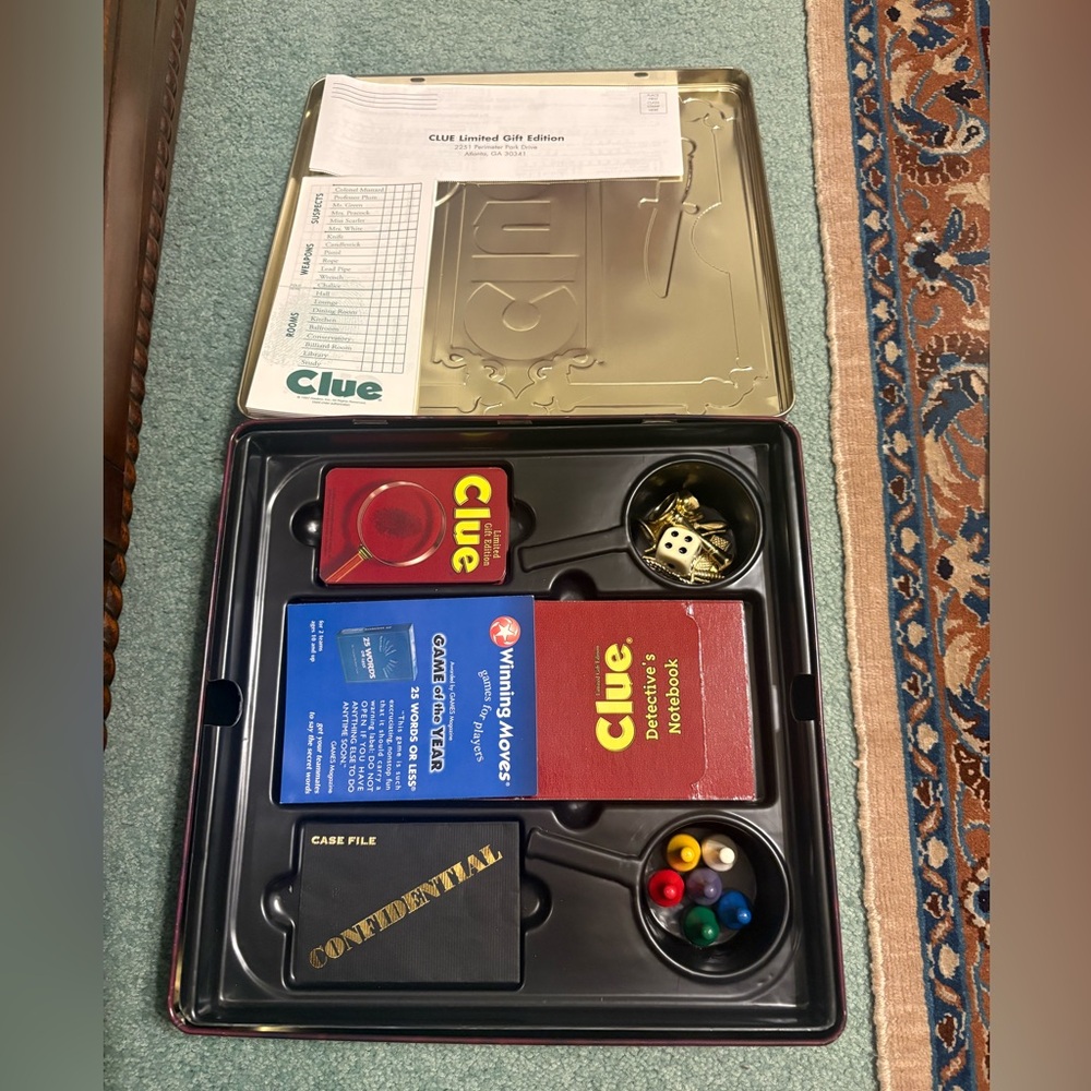 Clue board game - Picture 4 of 5